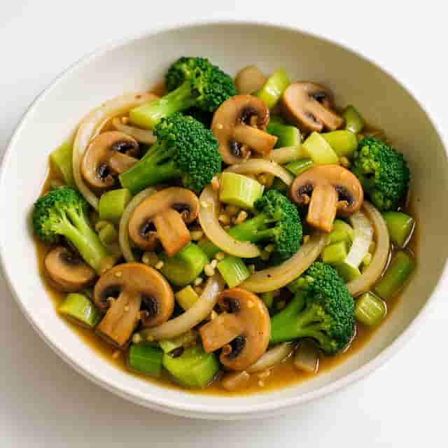 Easy Stir-Fried Vegetables with Oyster Sauce Image