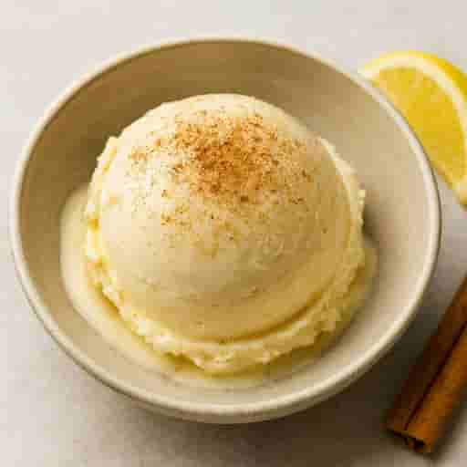 Boozy Eggnog Ice Cream 🍨🥂 (Holiday Spirit in Every Scoop)